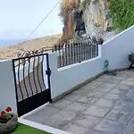 La Casita Del Acantilado