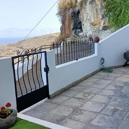 La Casita Del Acantilado